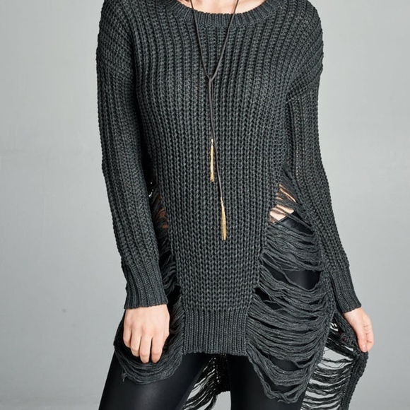 FRAYED ROUND NECK SWEATER in burgundy - Picture 7 of 8